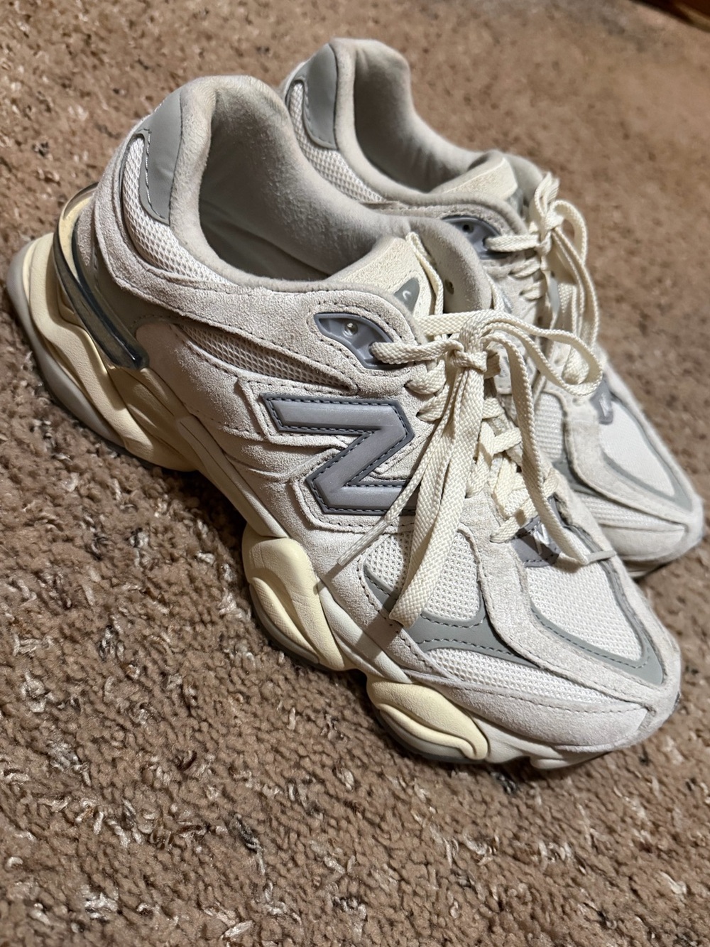 New Balance Women's Mesh & Suede Sneakers - Cream and Light Gray - Picture 4 of 5